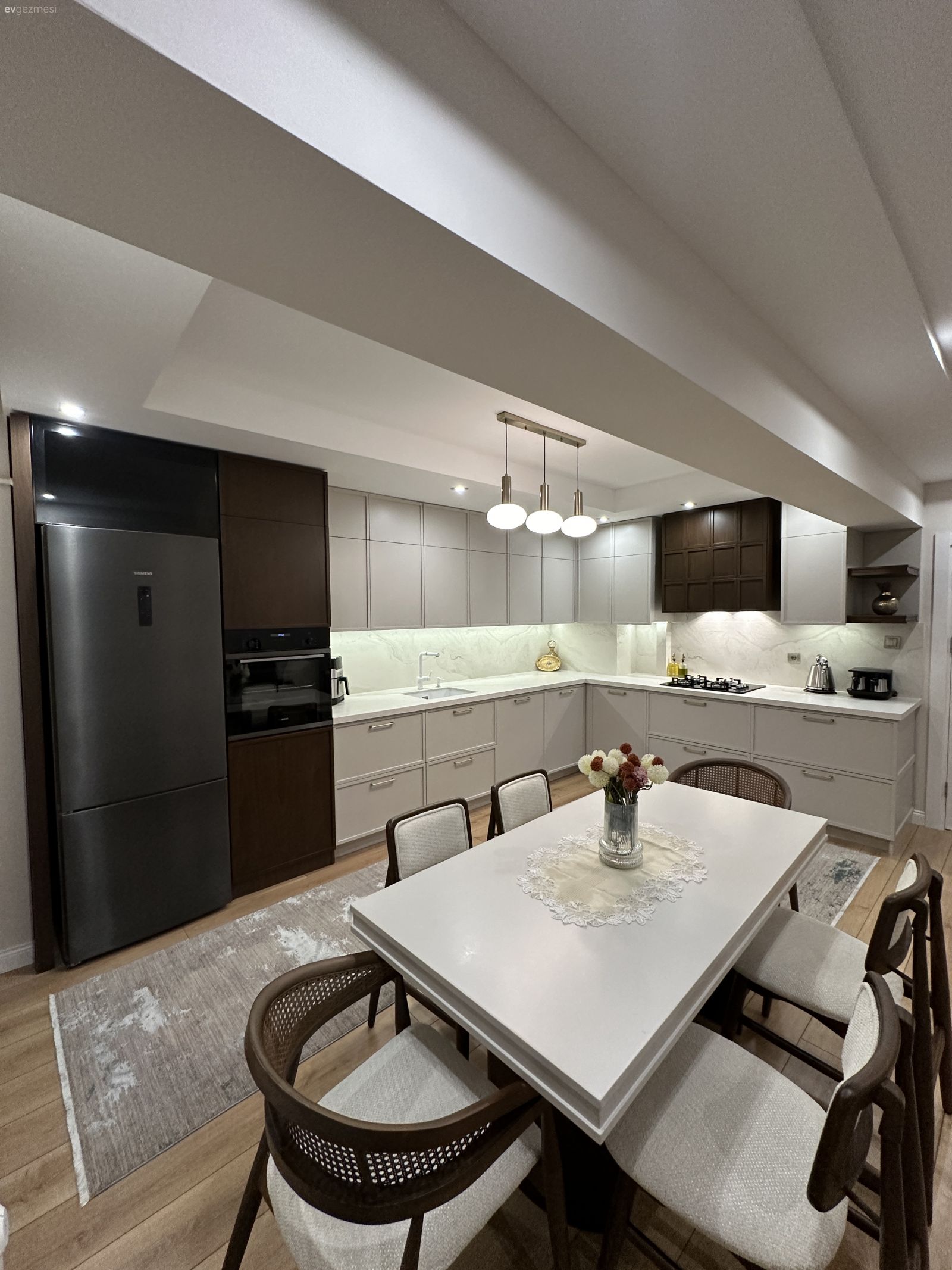 Bu Samsun Mutfağında Modern Stile Acı Kahve Yorumu Katılmış