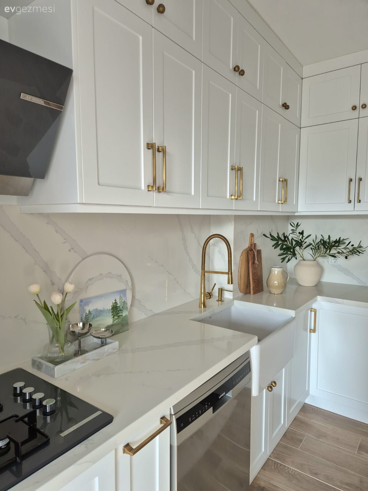 Tavana Kadar Dolaplı Bu Kocaeli Evinde Eşya Koyacak Yer Çok