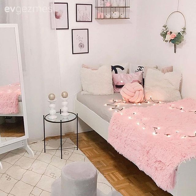 Sadelikten Vazgeçemeyen Bu Eve Yeni Dokunuşlar Pek Yakışmış