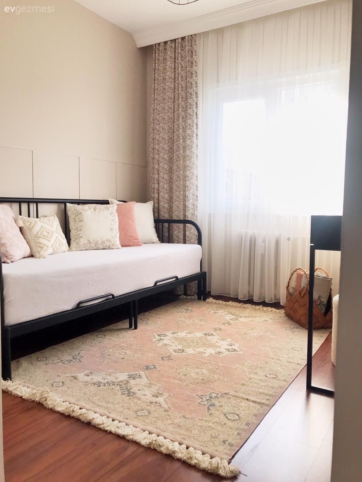 Ev Gezmesi: Dekorasyonla Profesyonel Olarak İlgilenen Yeni Gelinin Evi!