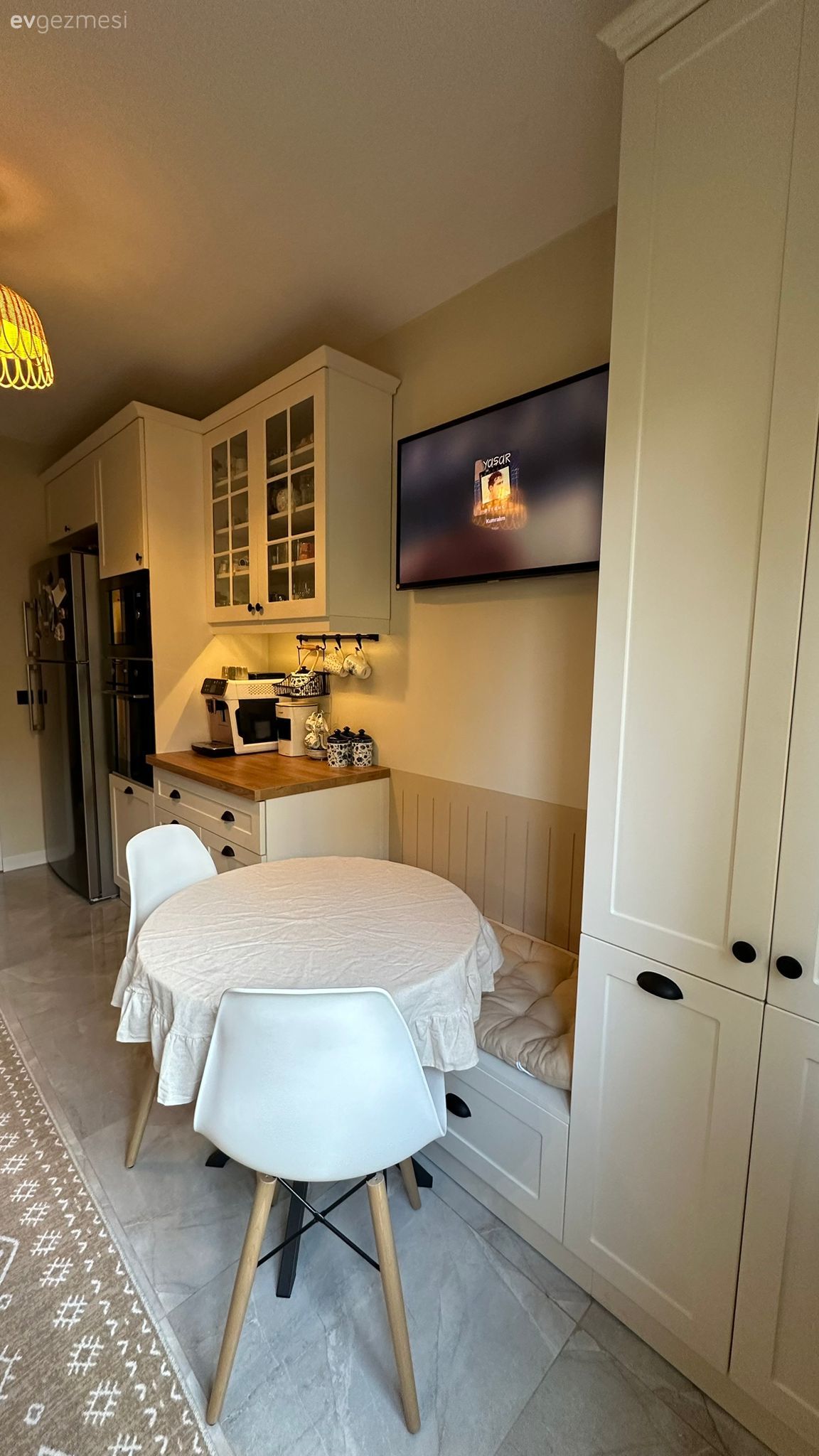 Tek Duvar Mutfak Koridor Tipine Dönünce Daha Kullanışlı Olmuş