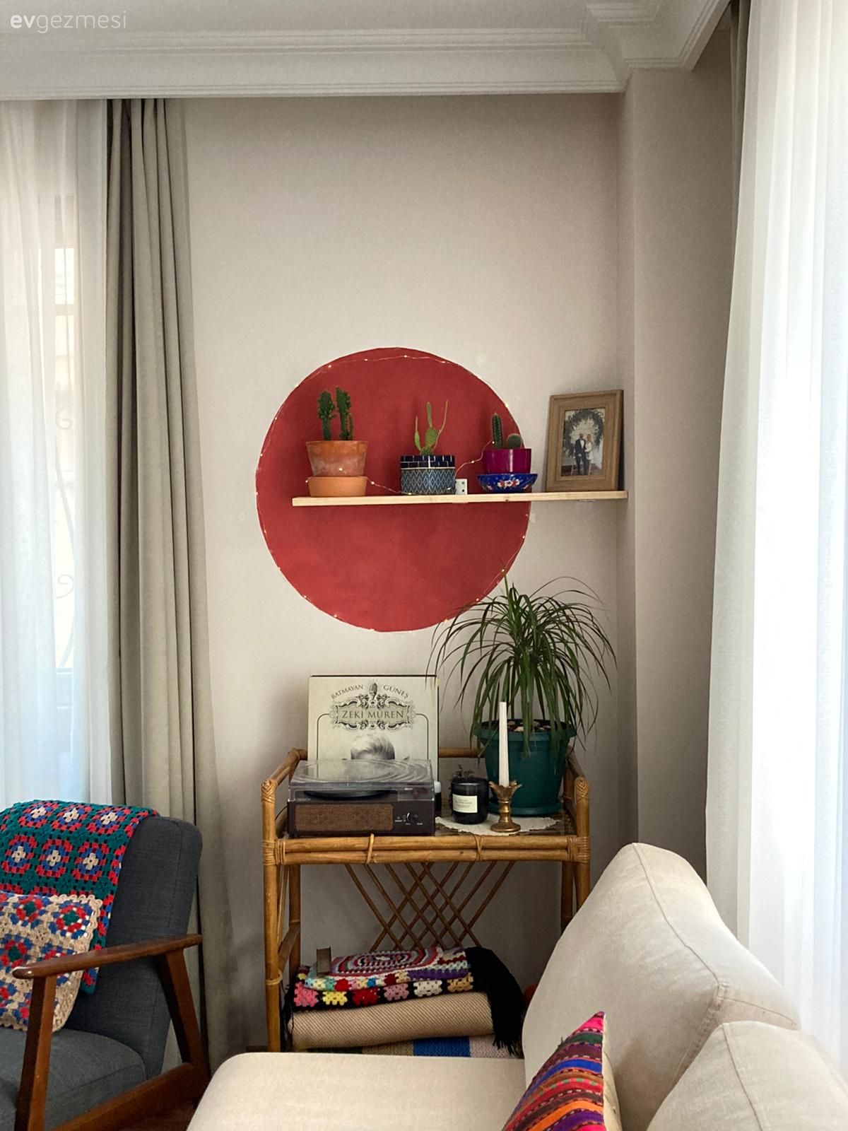 Duvar dekorasyonu, Duvar rafı, Ev bitkisi, Hasır, Konsol, Beyaz, Gri, Pembe, Bej