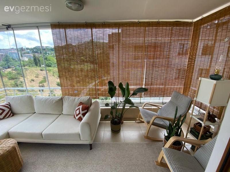 Balkon, Bohem Dekorasyon, İskandinav, Beyaz, Hasır, Gri, Balkon oturma grubu, Köşe koltuk, Koltuk takımı, Ev bitkisi, Saksı