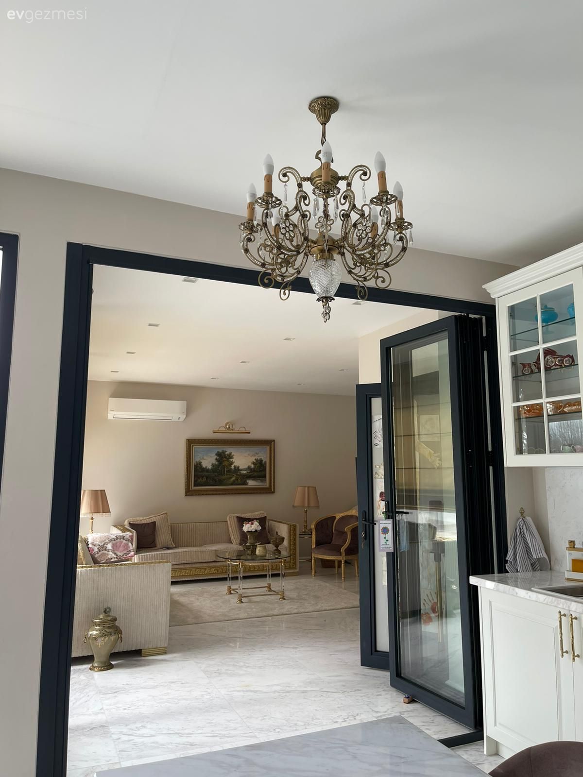 Mutfak, Modern, Klasik, Beyaz, Altın, Mutfak aksesuarları, Mutfak Avize Modelleri, Kapı , Siyah