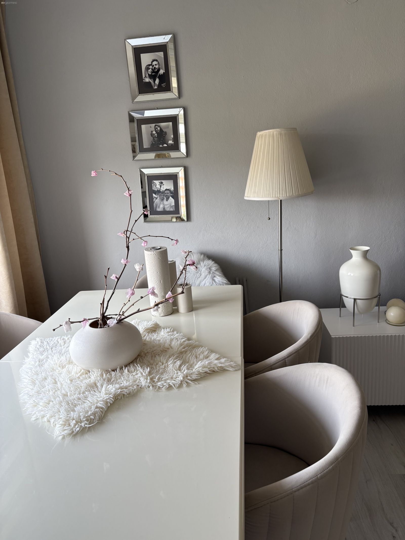 Bu İzmir Lojmanında Farklı Tarzlar Bir Arada Yaşıyor