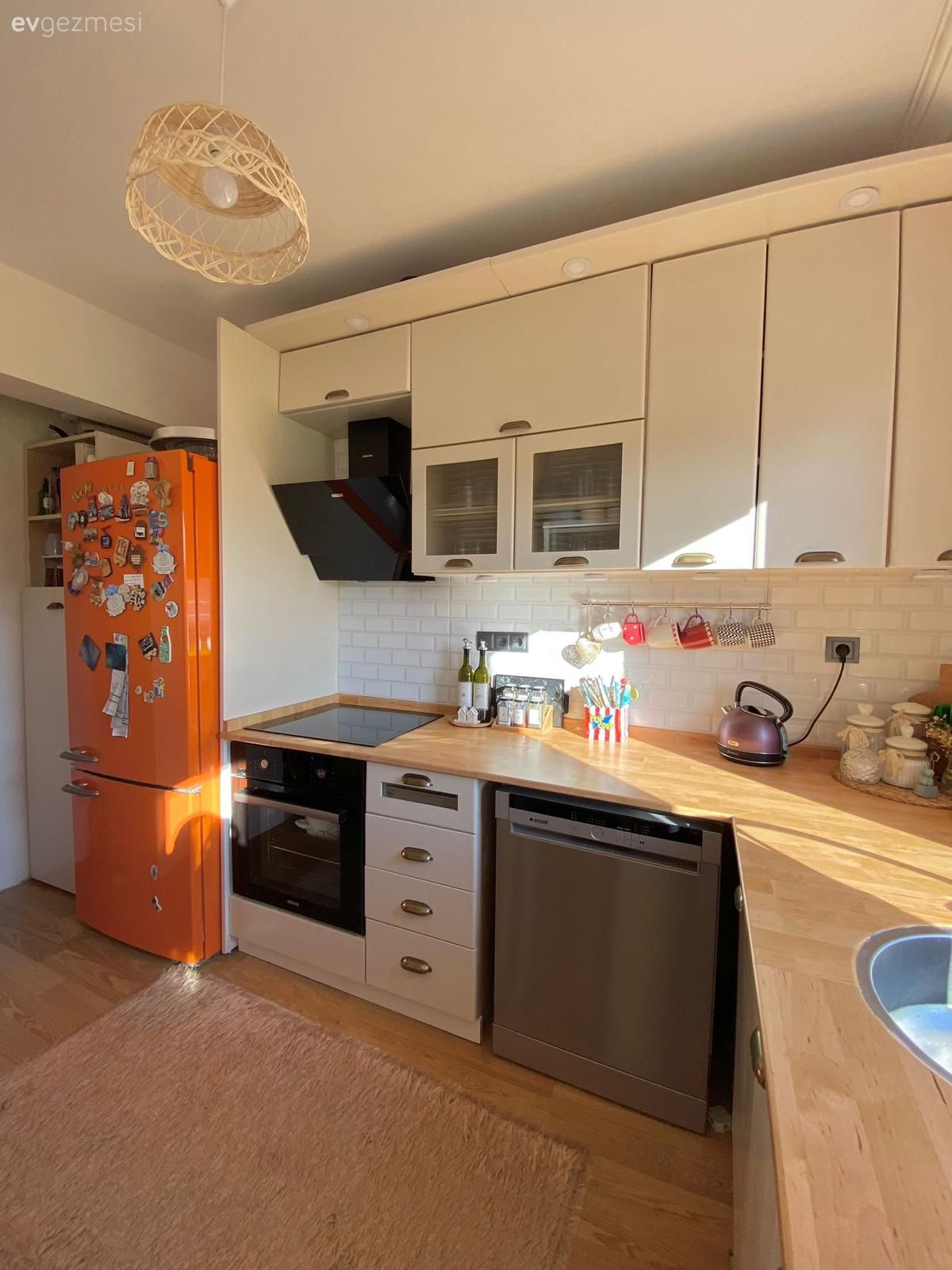 Lojman Mutfağı Deyip Geçilmeyen Bu Alan Yeni Haliyle Pek Keyifli!