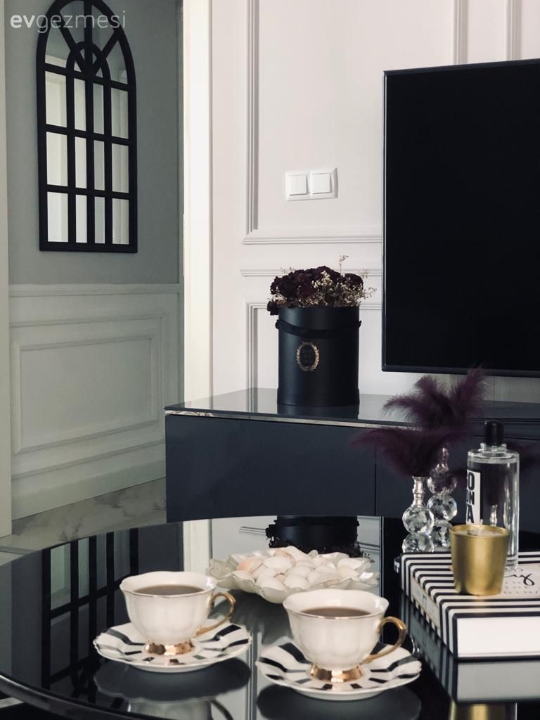 Orta sehpa, Sehpa, Sehpa üstü aksesuarı, Ev Aksesuar, Siyah, Beyaz, Dekoratif Objeler