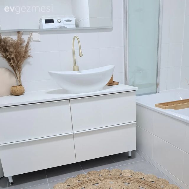 Banyo, Beyaz, Modern banyo, Banyo dolabı, Banyo aksesuarları