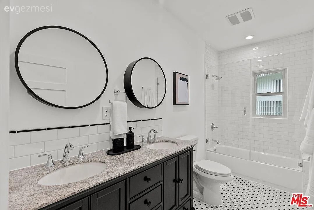 Yeşil Siding Kaplamalı 120 M2'lik Bu Ev Kullanışlı Plana Sahip