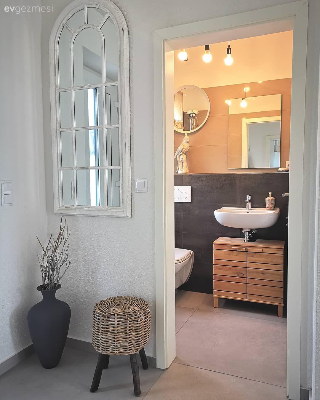 Zarif Mobilyalar ve Yaratıcı Fikirler: Keyif Dolu Müstakil Bir Ev