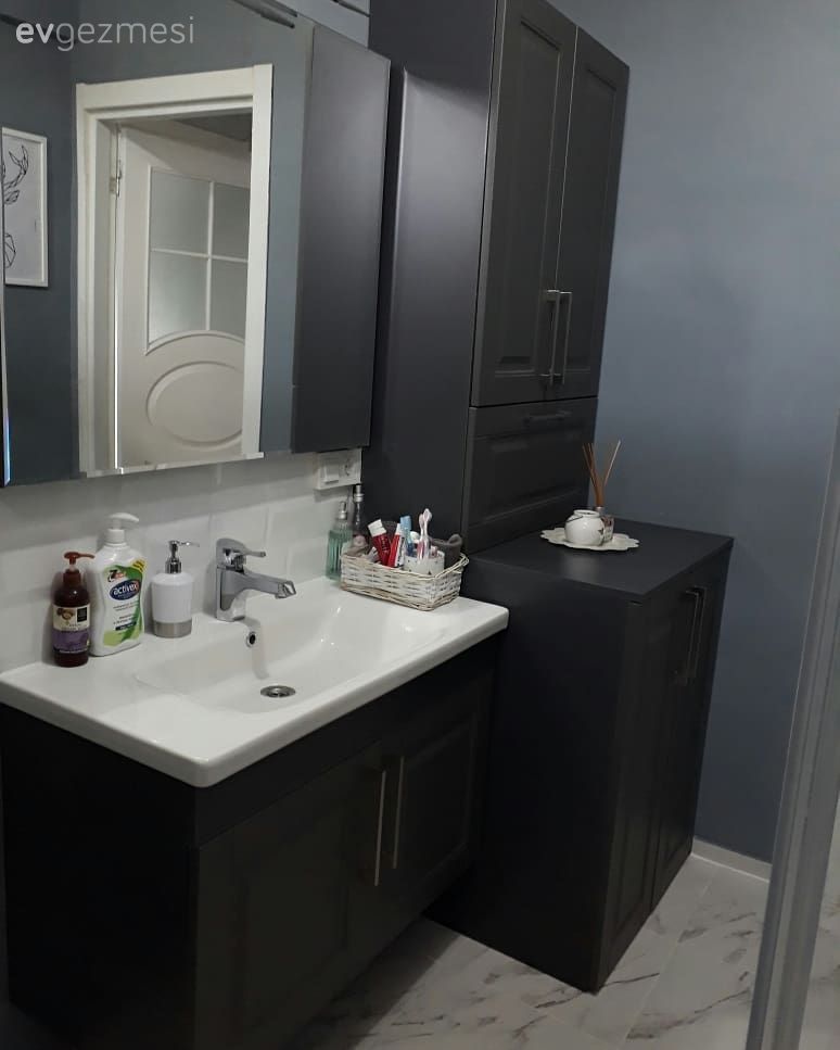 Banyo, Banyo dolabı, Antrasit  , Banyo aksesuarları, Banyo seramikleri