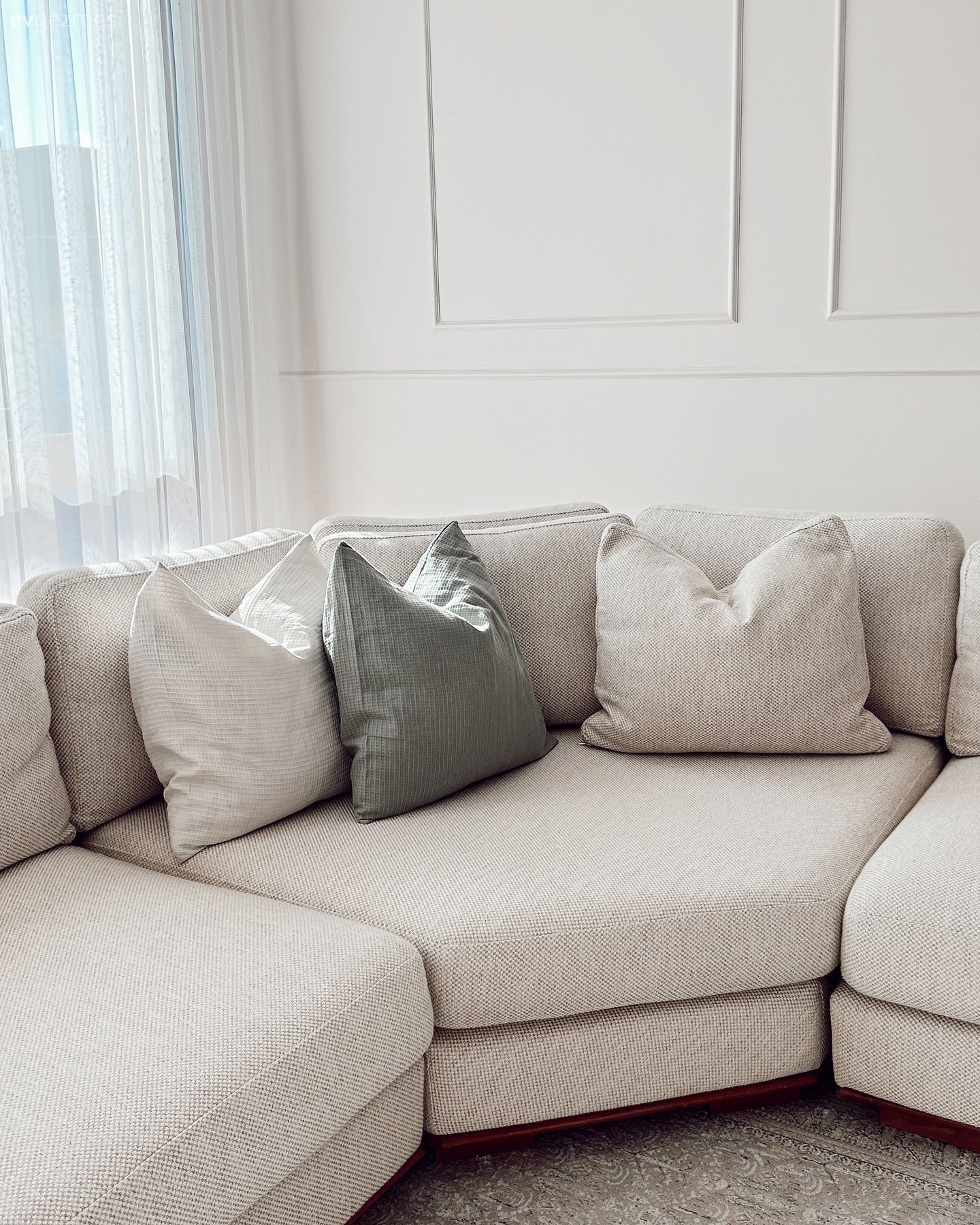 Modern ve Minimalist: Abartıdan Uzak Bir Salon