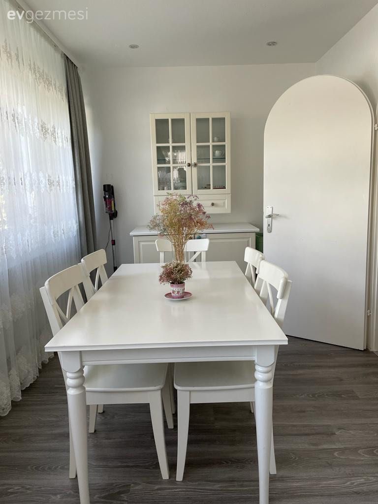 Bu Evde Provensel Stil Kontrast Şıklığıyla Sunulmuş!