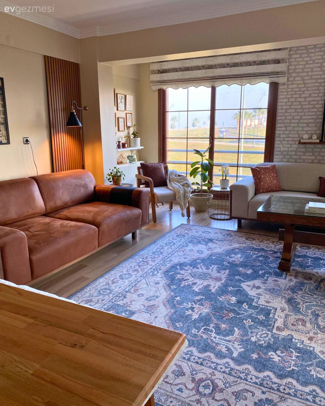 İzmir'deki Bu Evde Nostaljik Detaylara Modern Yorum Katılmış