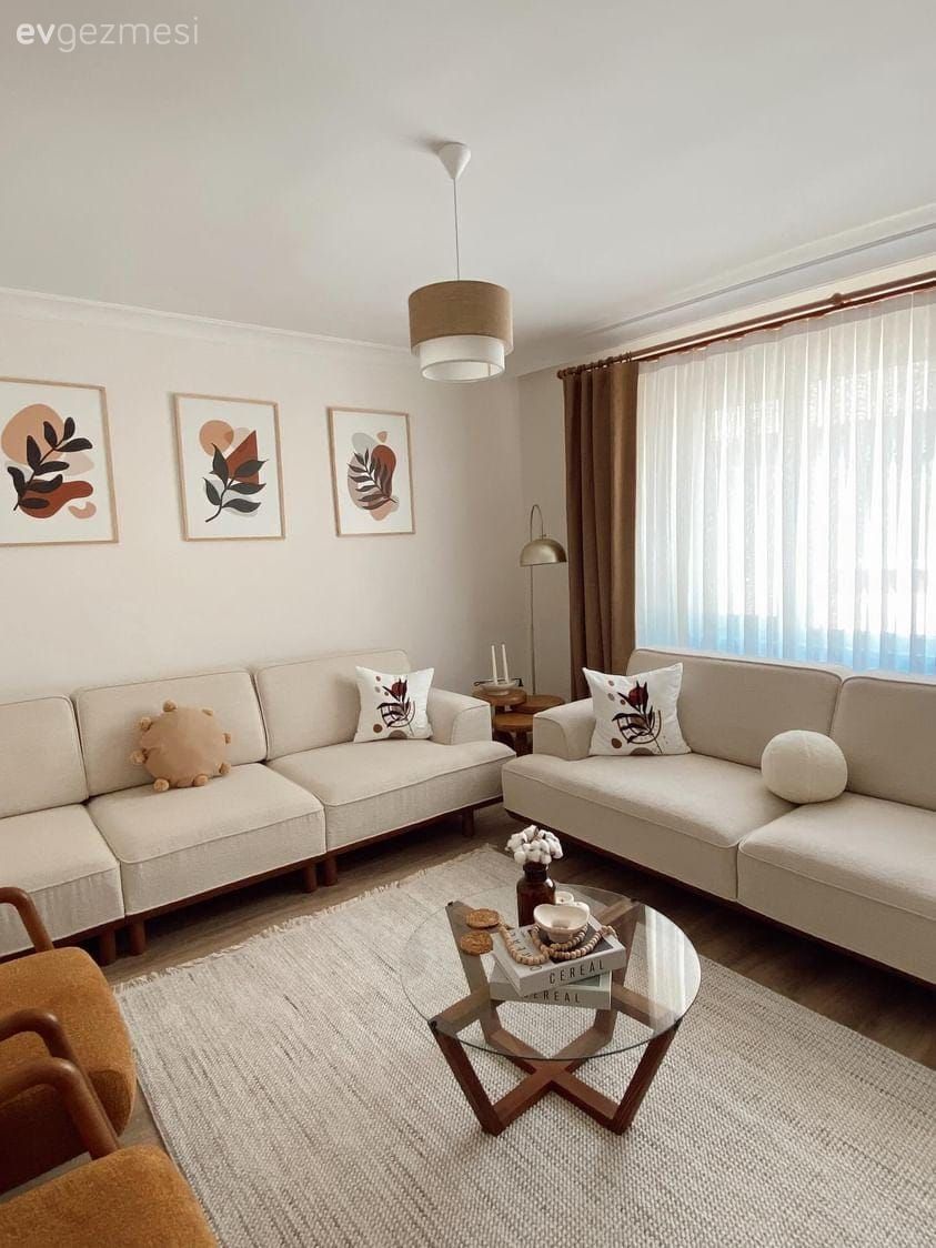 Salon, Bohem Dekorasyon, Modern, Beyaz, Kahverengi, Koltuk takımı, Berjer, Cam orta sehpa, Orta sehpa, Tablo, Duvar dekorasyonu, Fon perde, Perde, Tül perde, Kırlent, Ev tekstili, Halı, Salon halısı, Avize, Aydınlatma, Salon avizesi