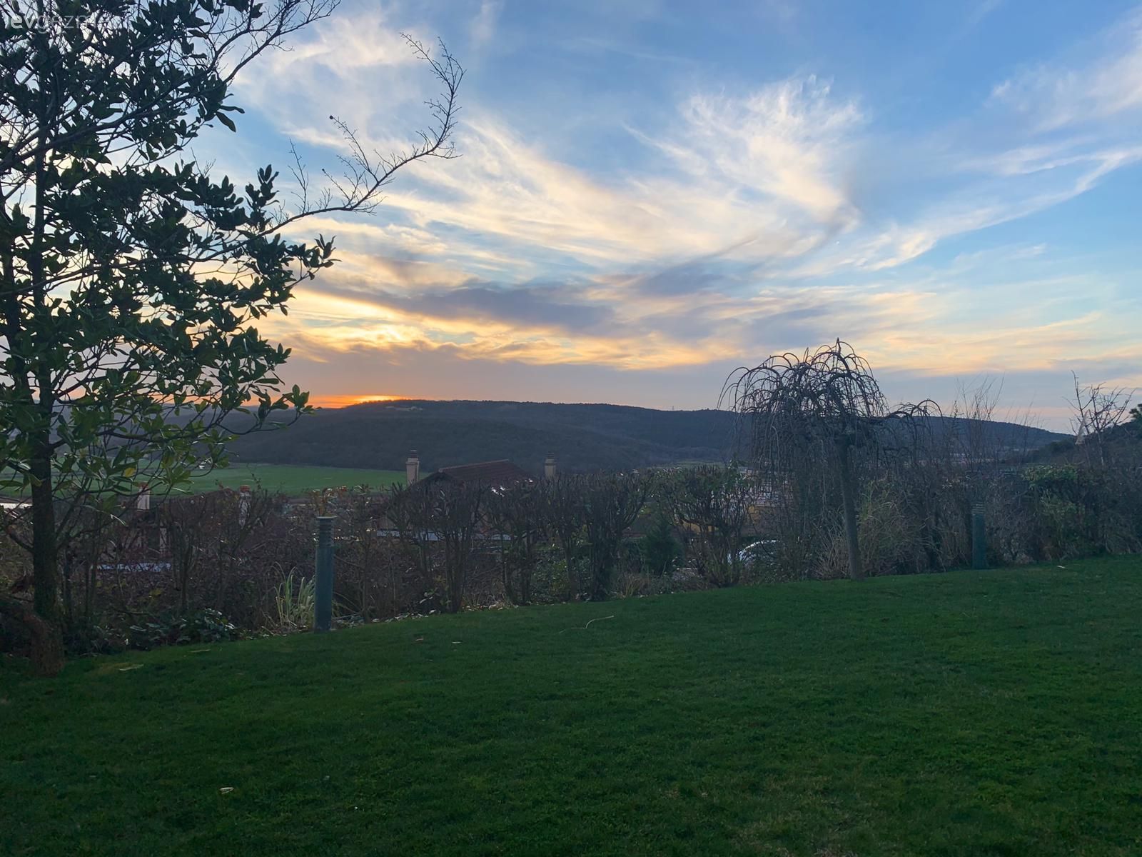 Manzaralı evler, Müstakil Ev