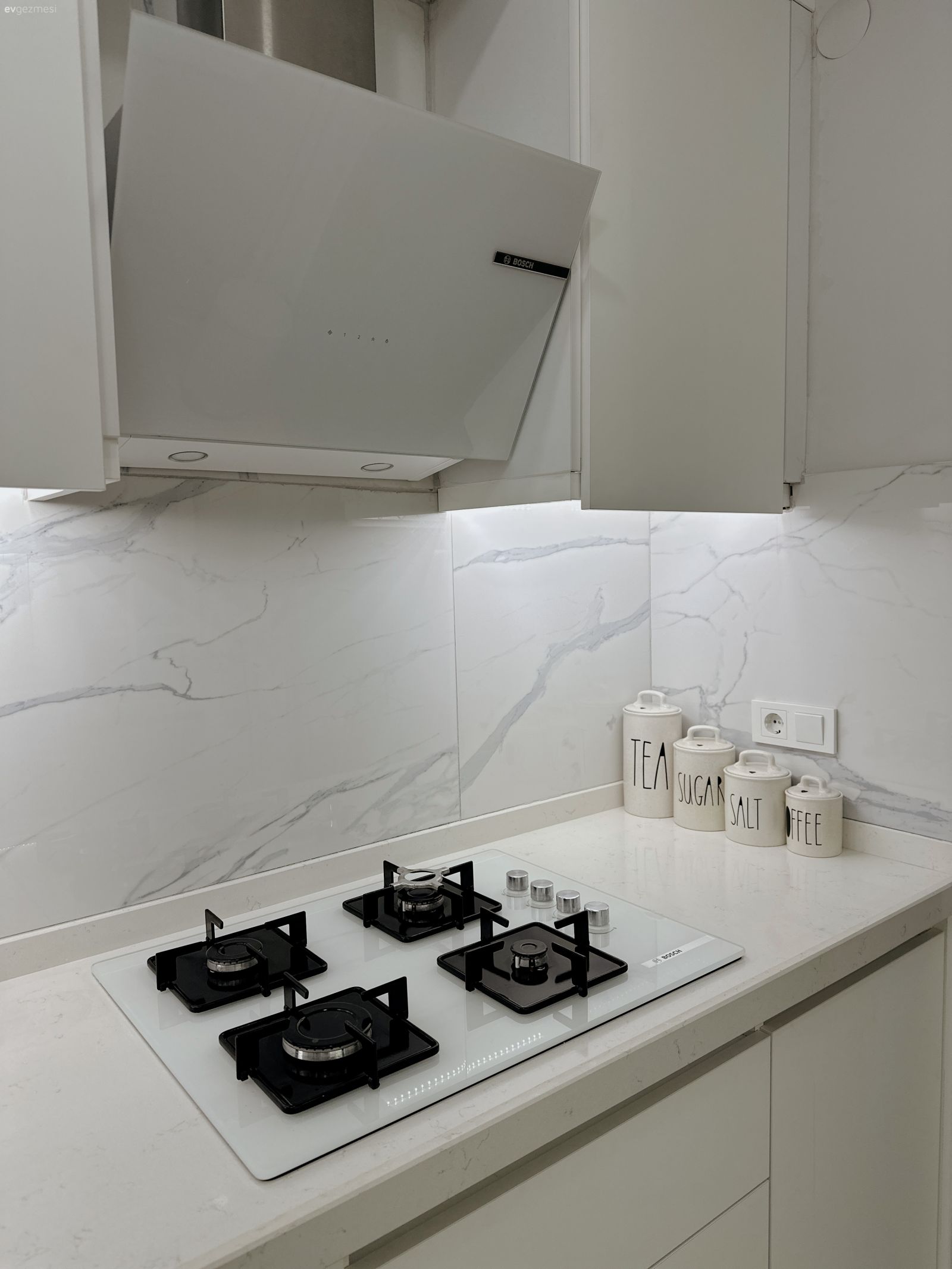 Davlumbaz, Mutfak aksesuarları, Mutfak