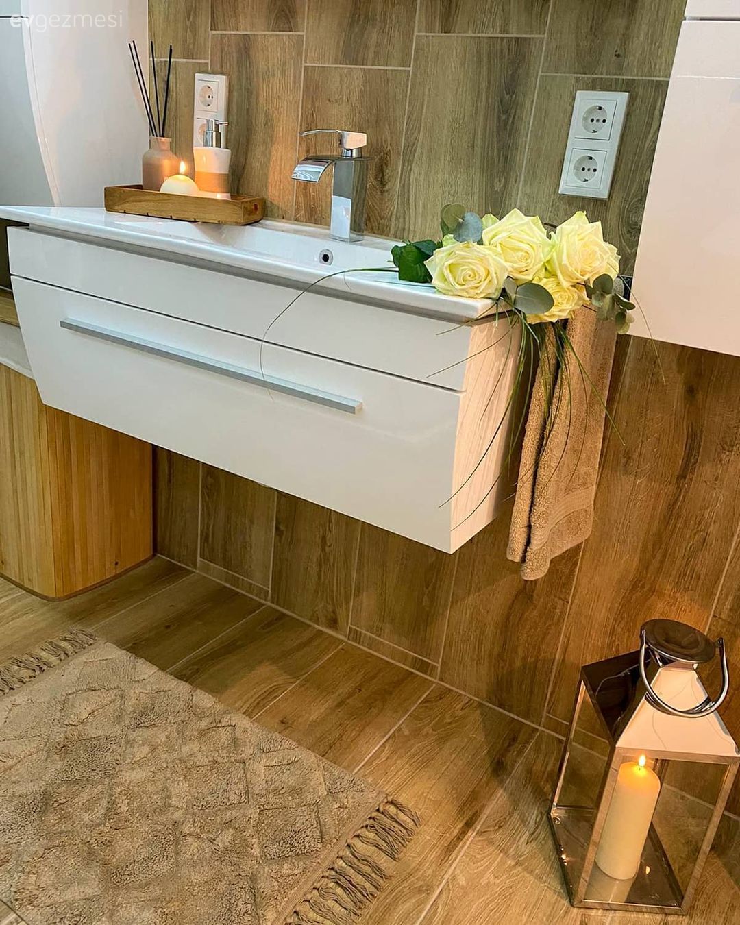 Küçük Banyoyu Nasıl Daha Büyük Gösterebilirsiniz?