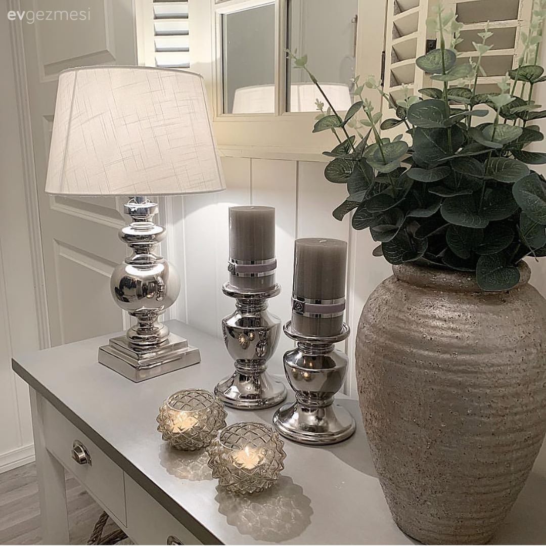 Dresuar, Antre, Beyaz, Kahverengi, Abajur, Aydınlatma, Şamdan, Ev Aksesuar, Dekoratif Objeler, Hasır sepet, Mumluk, Vazo