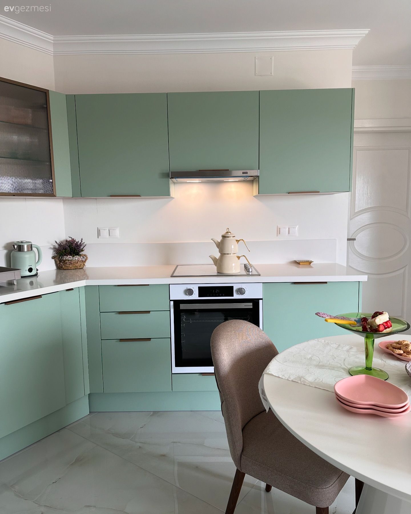 Mutfak Yaptıracaklar İçin Mutfak Dolabı Renkleri!