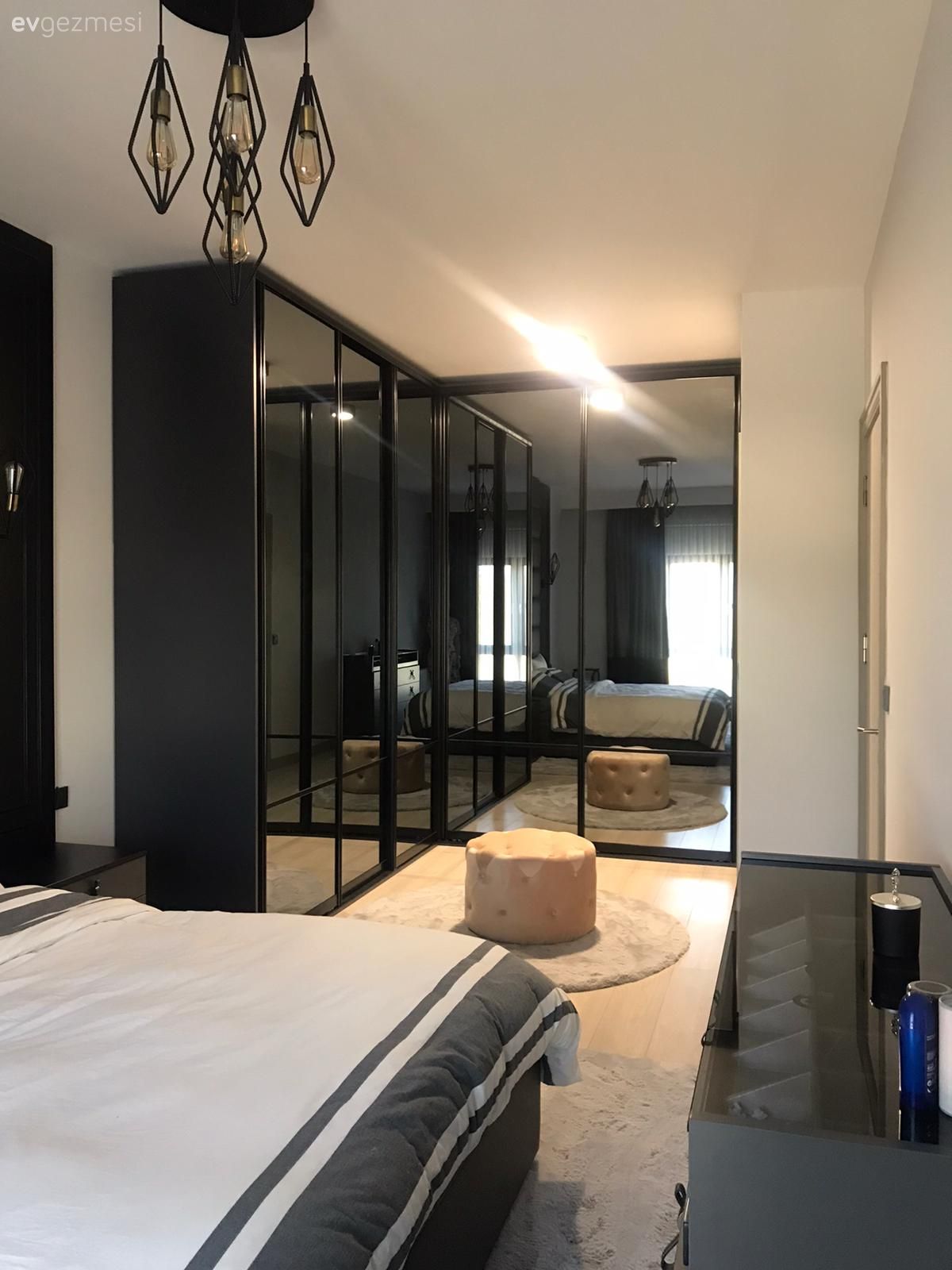 Yatak Odası, Beyaz, Siyah, Yatak örtüsü, Gardrop, Art deko, Puf, Avize, Aydınlatma, Yatak odası avizesi