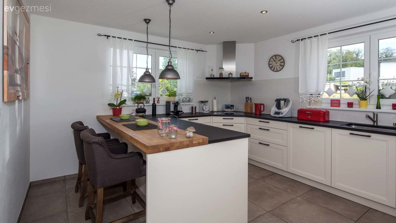 235 M2'lik Çift Çatılı Dubleks Villa: Evin İçi ve Proje Detayları