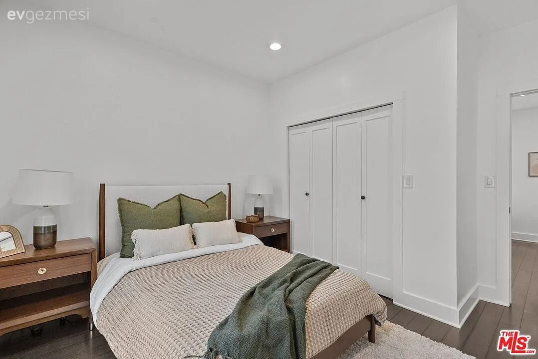 Yeşil Siding Kaplamalı 120 M2'lik Bu Ev Kullanışlı Plana Sahip