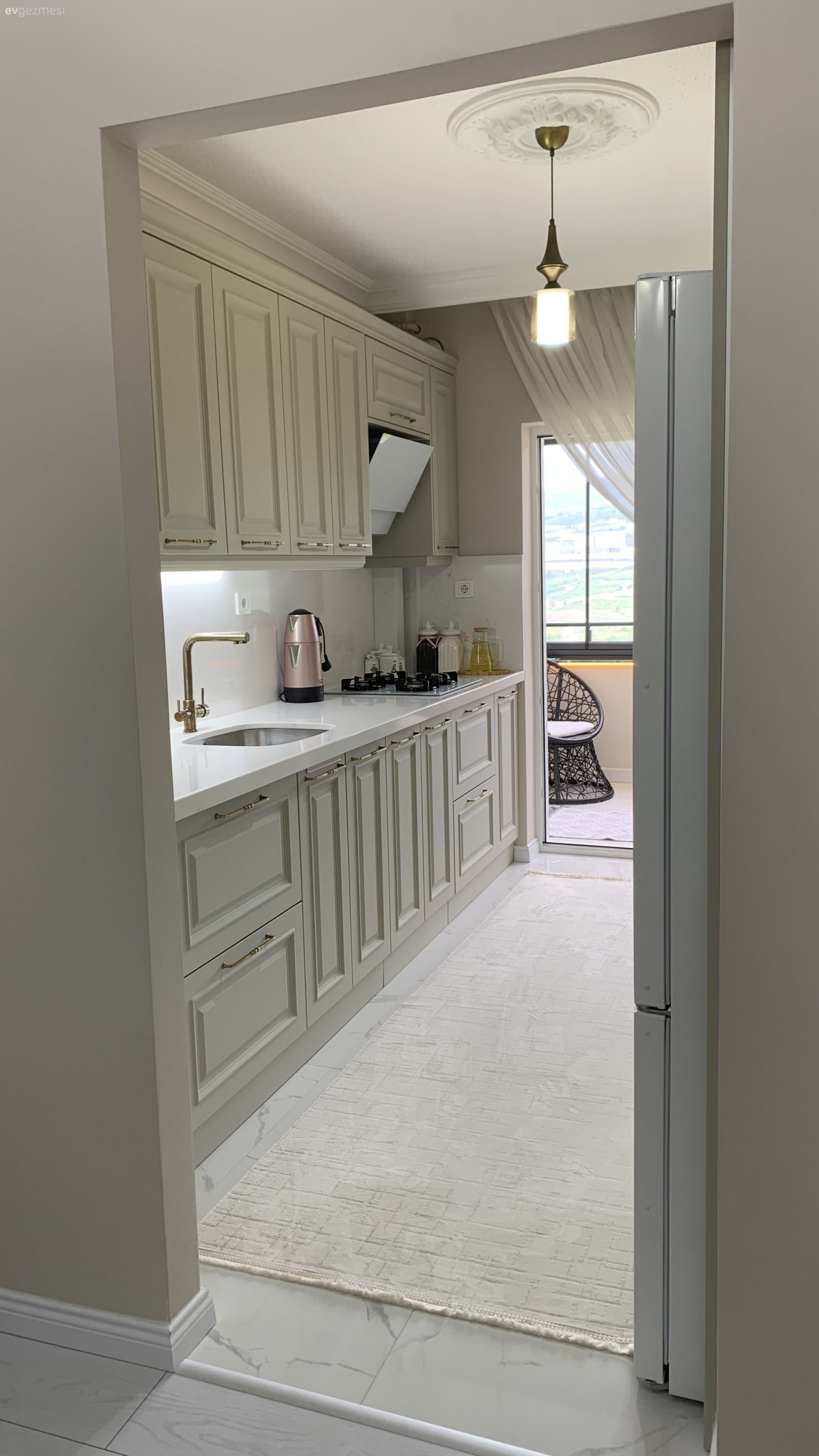 3+1 Evin Mutfağı Komple Değiştikten Sonra Daha Verimli Olmuş