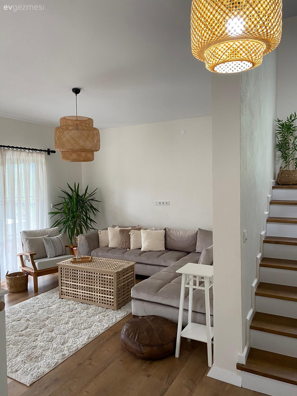 Artvin'deki Bu 144 M2'lik Ev Köy Hayatına Alışmış Villa Kıvamında!