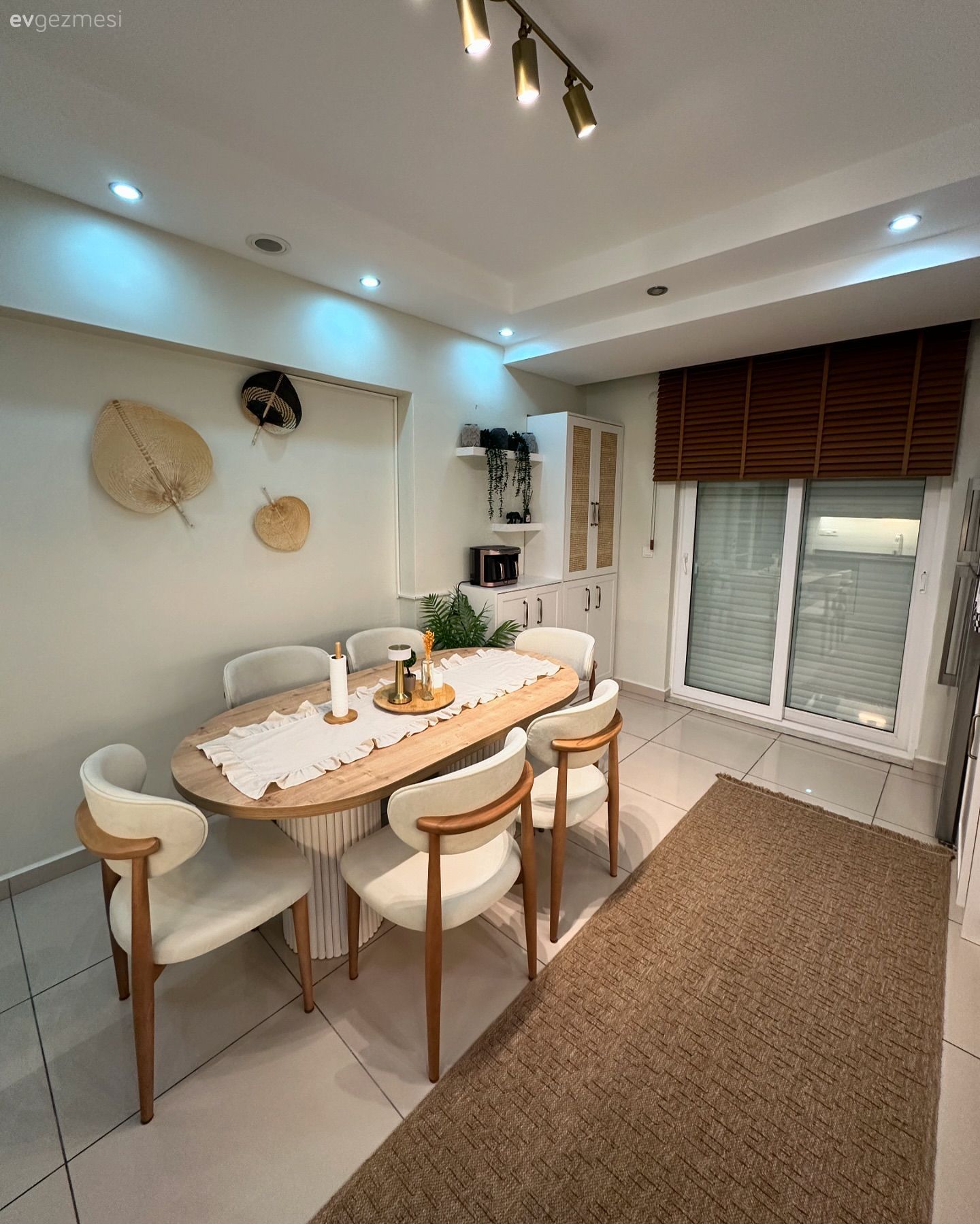 Eski Hali Demode Yeni Hali Modernden de Öte Bir Mutfak!