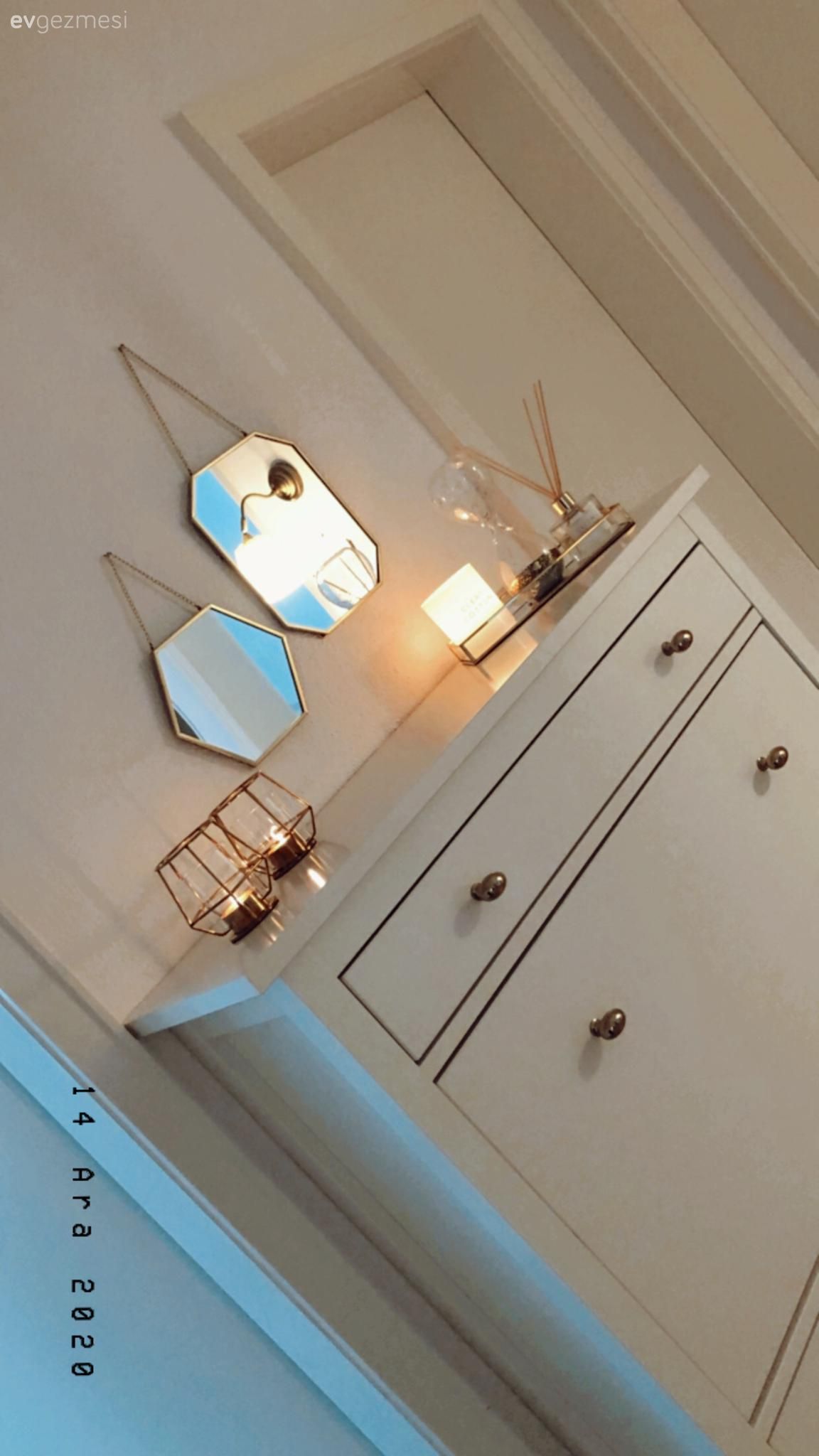 Dresuar, Beyaz, Ayna, Dekoratif Objeler