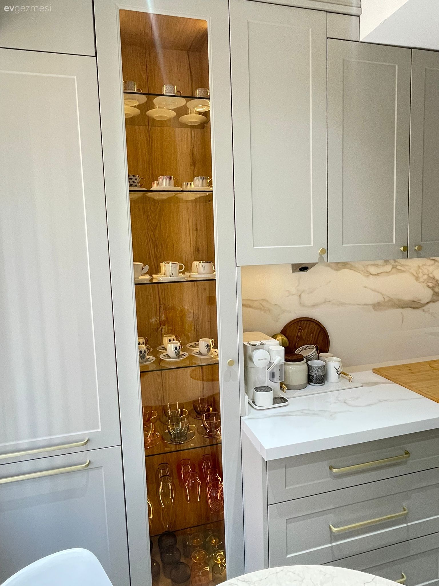 Balkon Artık Mutfakta: İstanbul'dan Komple Tadilat Geçirmiş Bir Ev