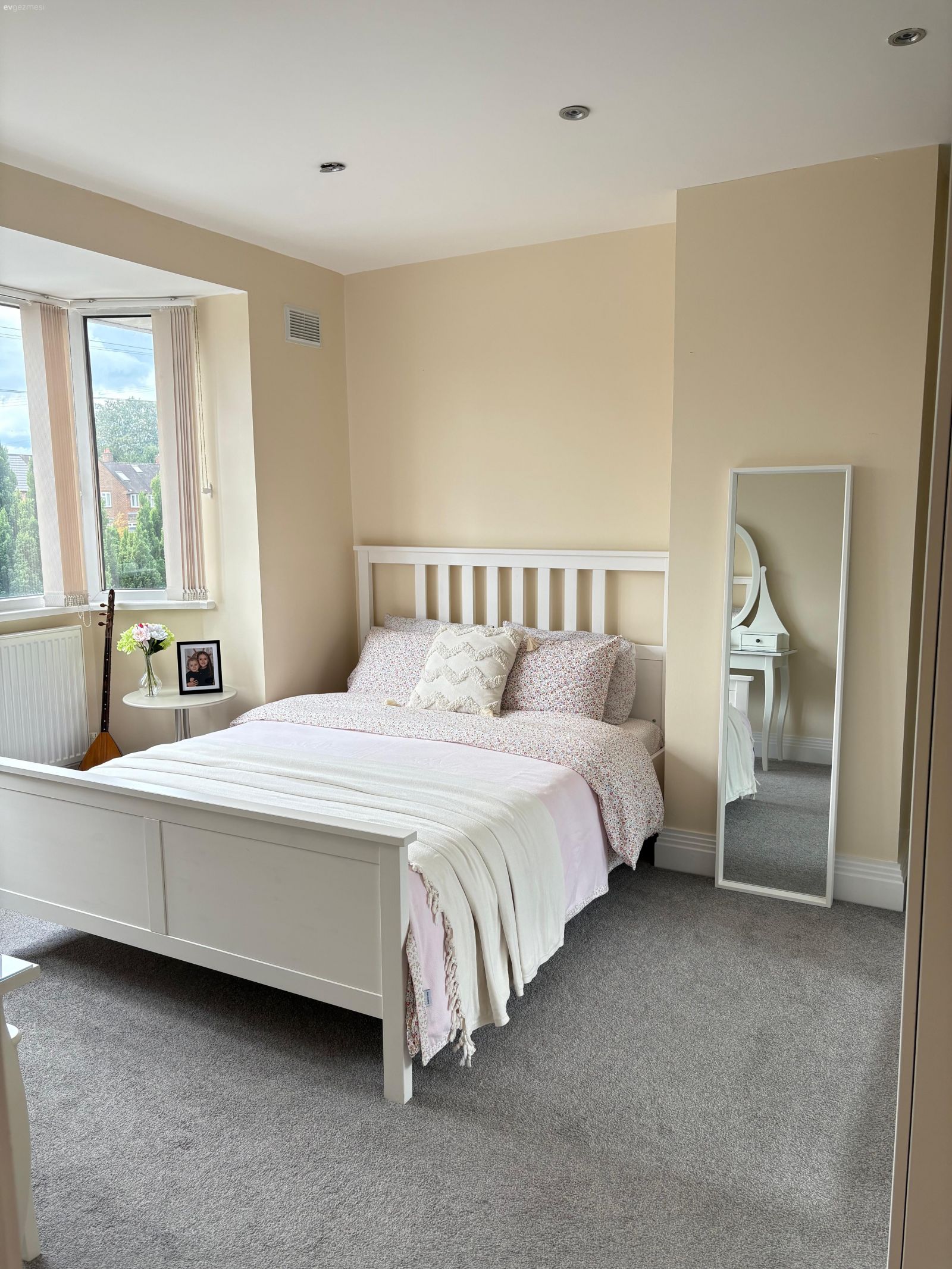 Yatak Odası, Krem, Beyaz, Boy aynası, Ayna, Gri