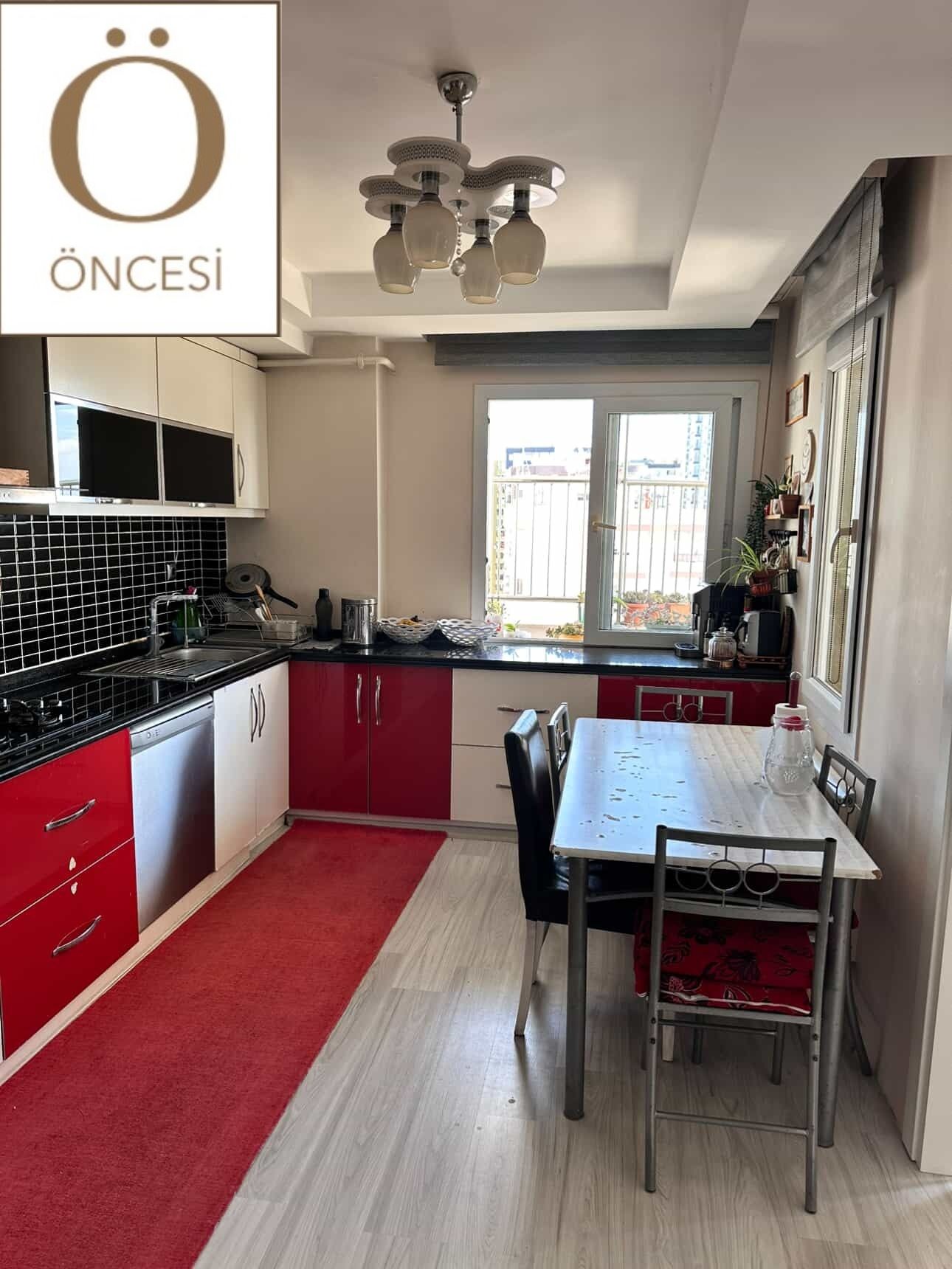 Kırmızı Dolaplarla Vedalaşan Bu Mutfak Ferahlığa Adım Atmış