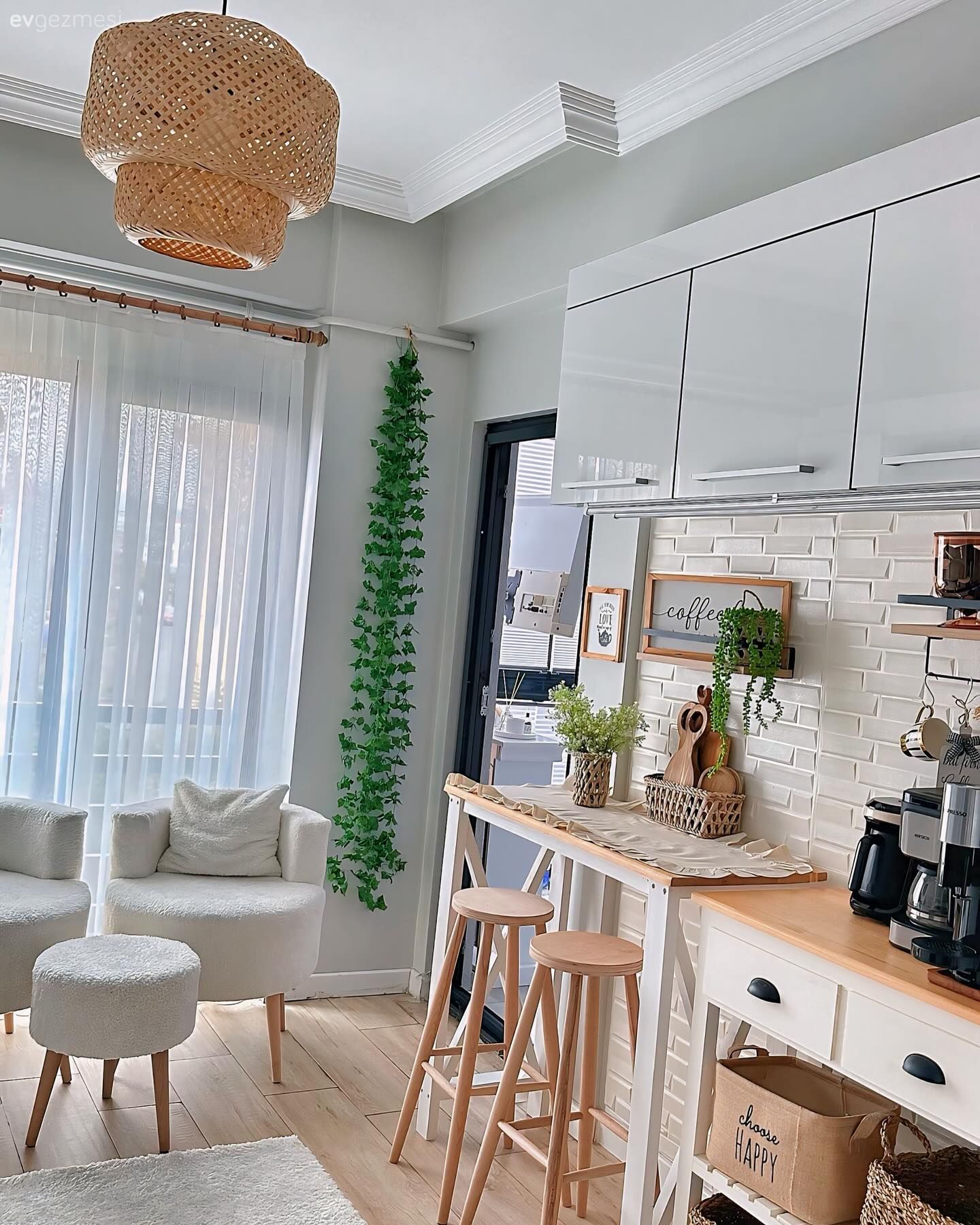 Bu Ferah Mutfakta Keyfine Düşkün Alan Kahve Köşesi!