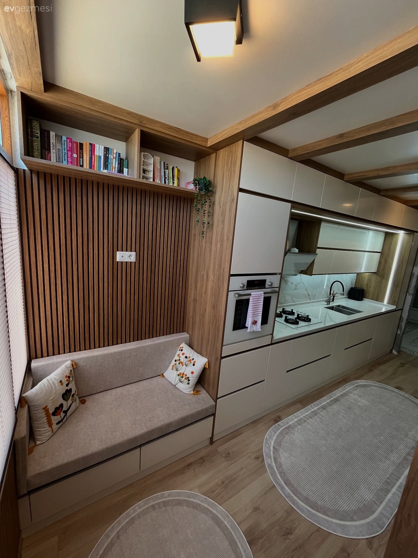 Bu Toki Mutfağı Duvardan Duvara Tasarımlarla Şekillenmiş