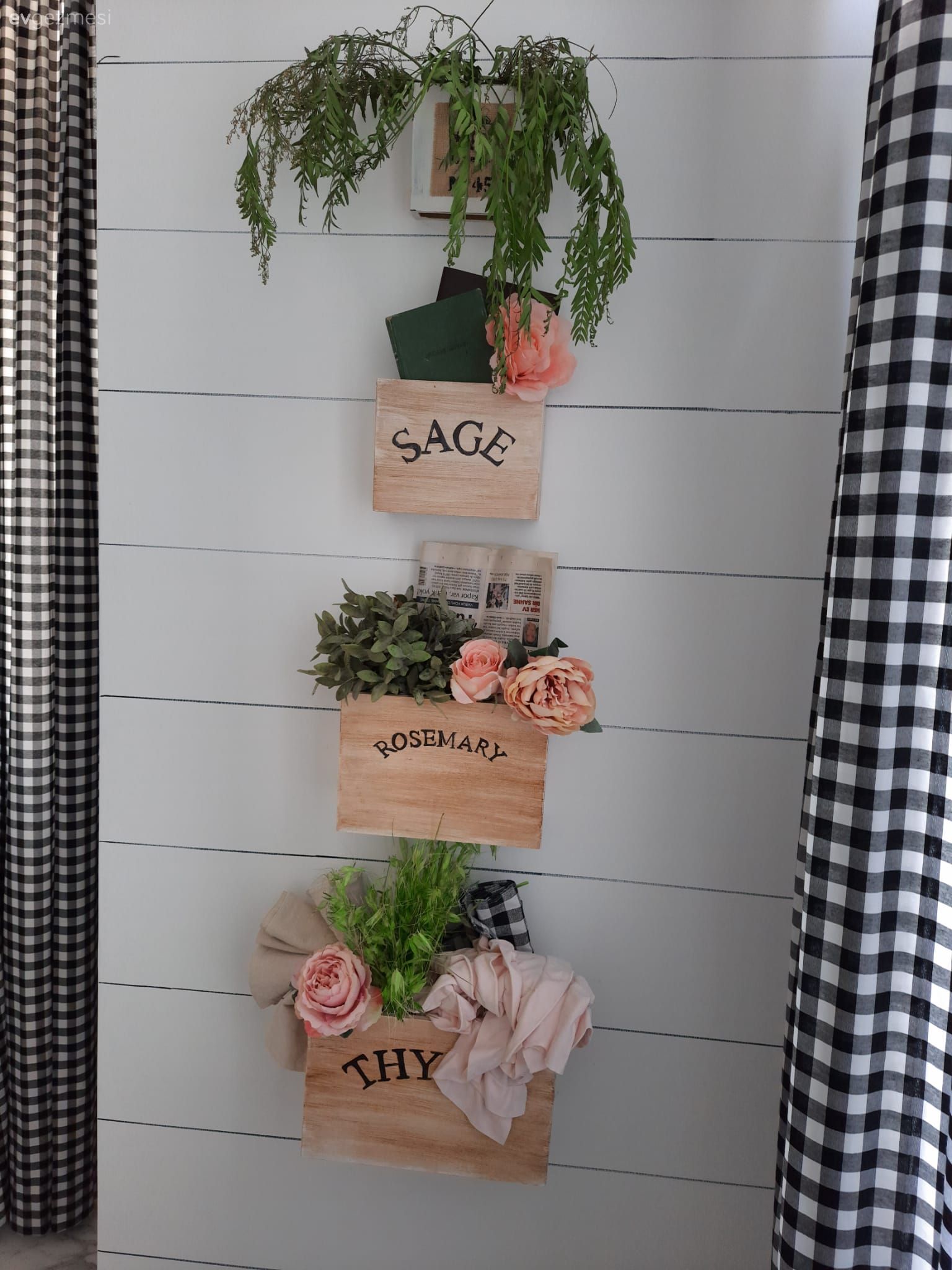 Beyaz, Duvar dekorasyonu, Siyah- Beyaz, Pötikare kumaş, Ev tekstili