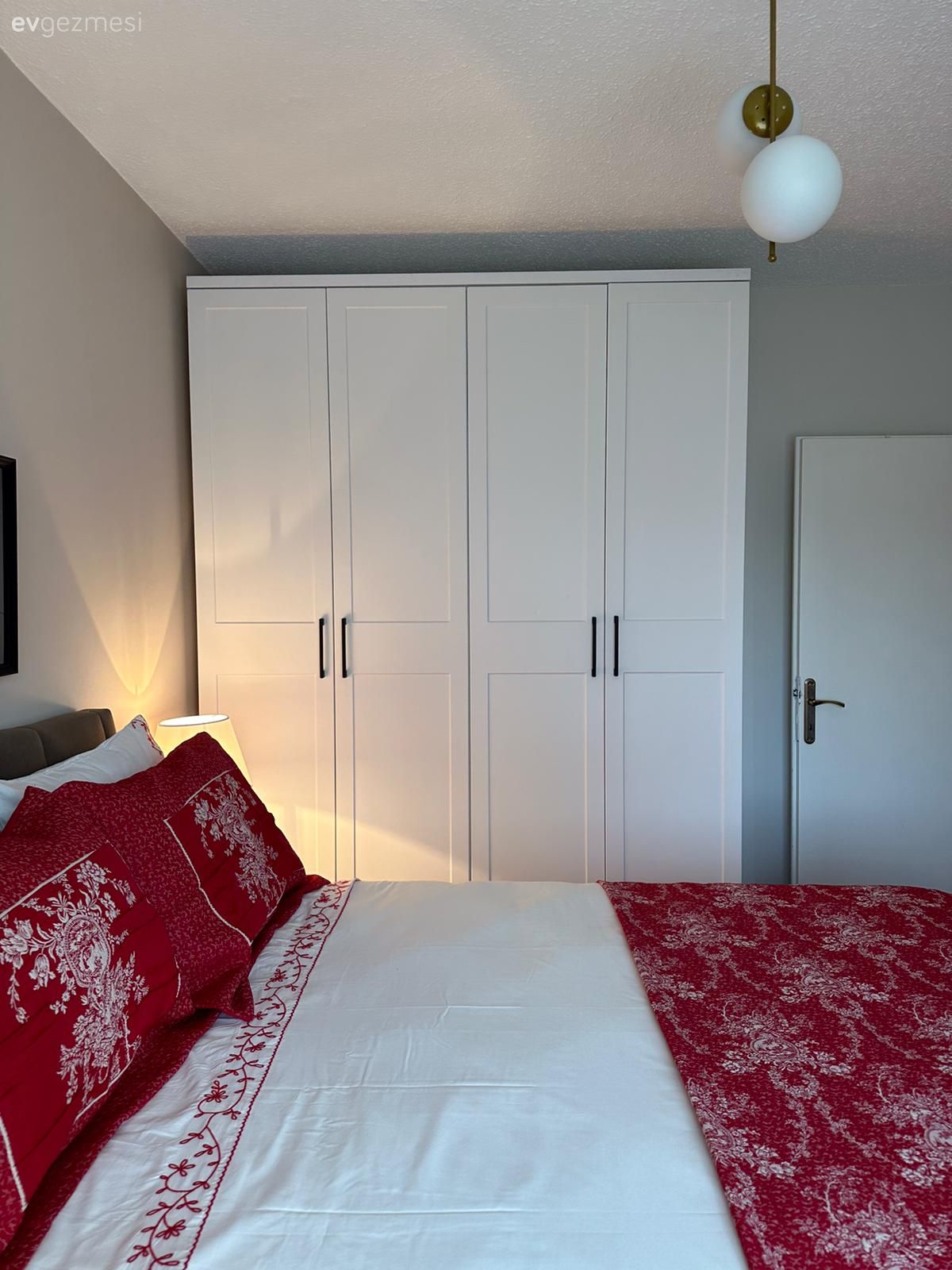 Ev Gezmesi: Dekorasyonla Profesyonel Olarak İlgilenen Yeni Gelinin Evi!