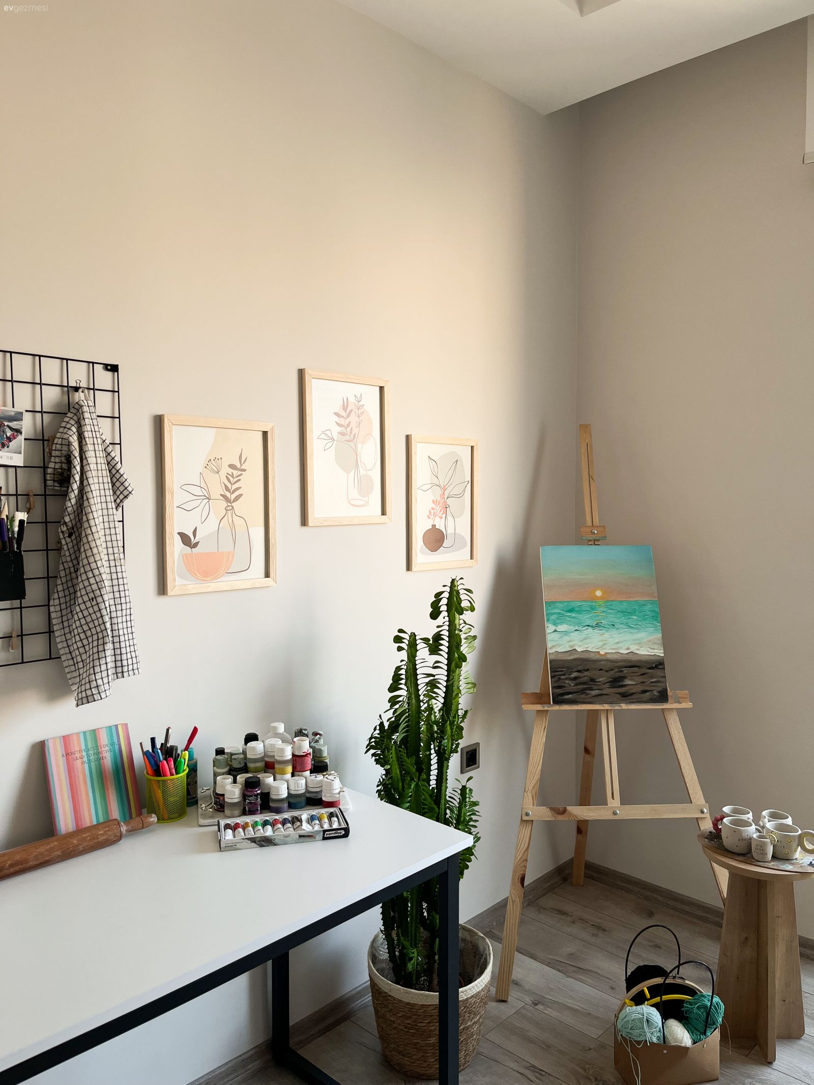 Dekoratif Objeler, Ev bitkisi, Çalışma odası