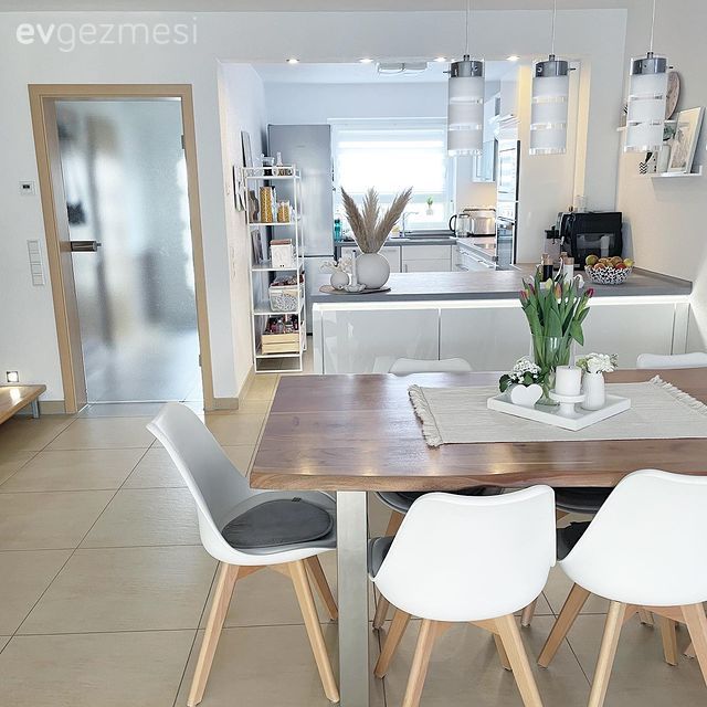 Modern ve İskandinav Karışımı Bu Evde Sadelik ve Konfor Olmazsa Olmaz!