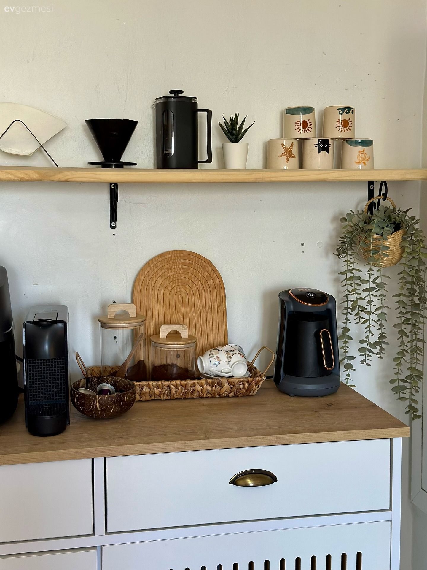 Kahve köşesi, Beyaz, Ahşap Mobilya, Dekoratif Objeler