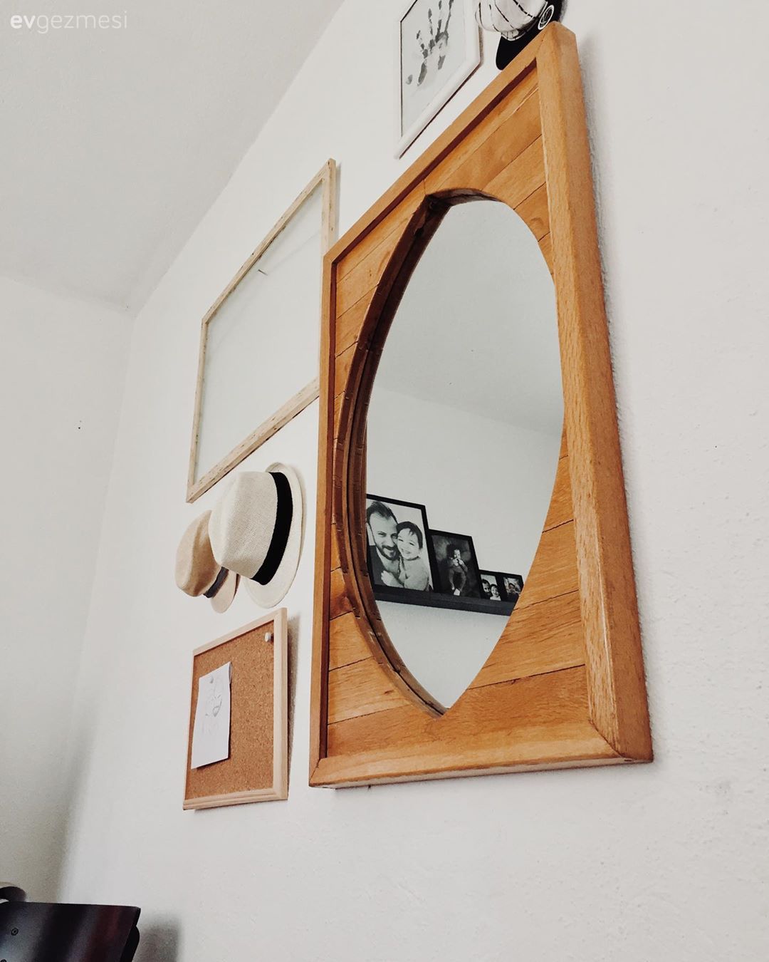 Ayna, Çerçeve, Duvar dekorasyonu