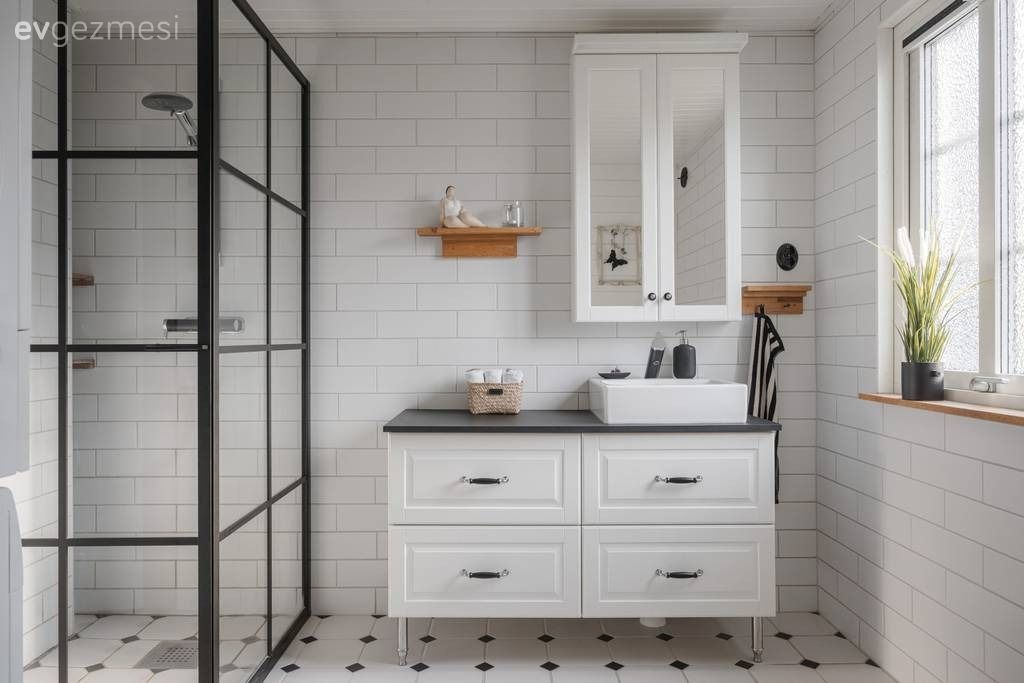 Her Mevsim Kullanılan Havuzu ile Keyfine Düşkün Bir Müstakil Ev