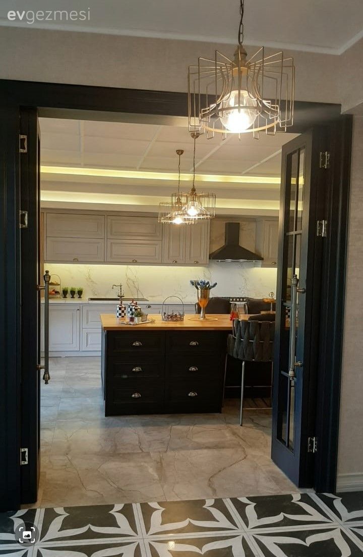 Bu Ankara Evinde Kullanılan Her Parça İnce Zevkin Ürünü!