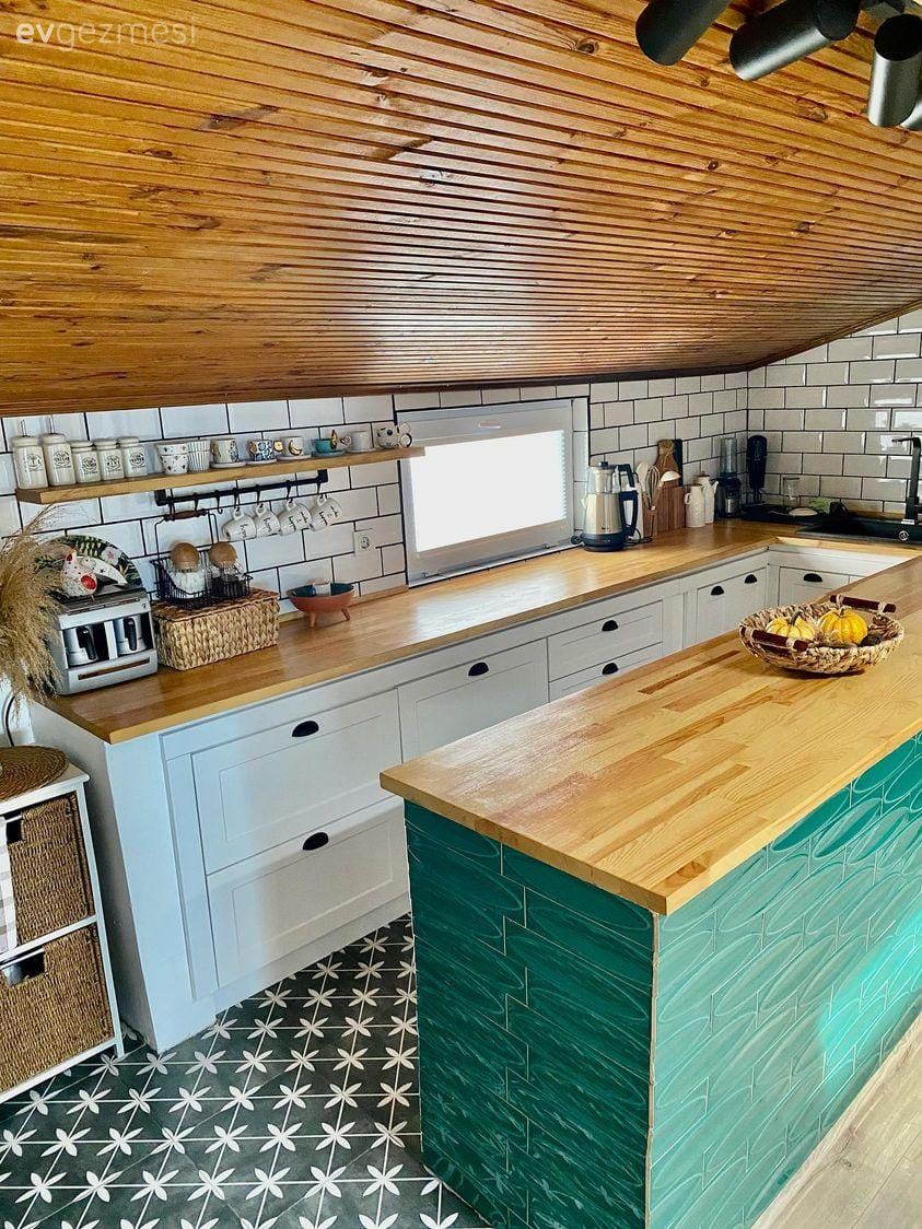 Öncesi&Sonrası: Depo Görevi Gören Çatı Katı Artık Ayrı Bir Yaşam Alanı!