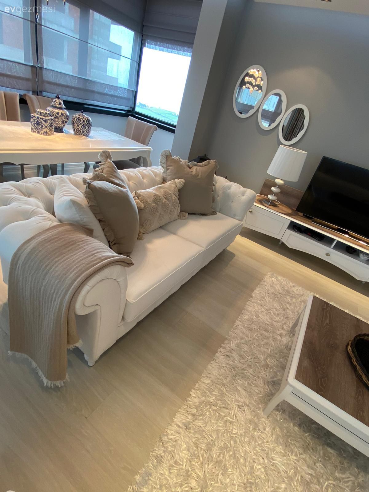 Beyazın Sesinin Gür Çıktığı Bu Ev Zarif ve Sıcak!