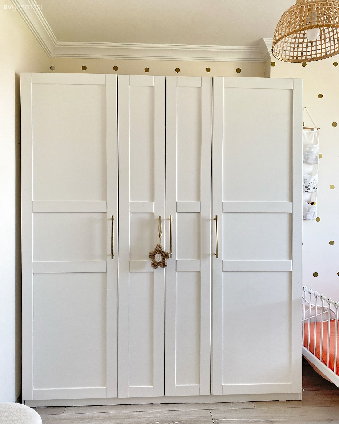 Bu Antalya Evinin Yıldızı Balkondaki Paletten Yapılma Sedir!