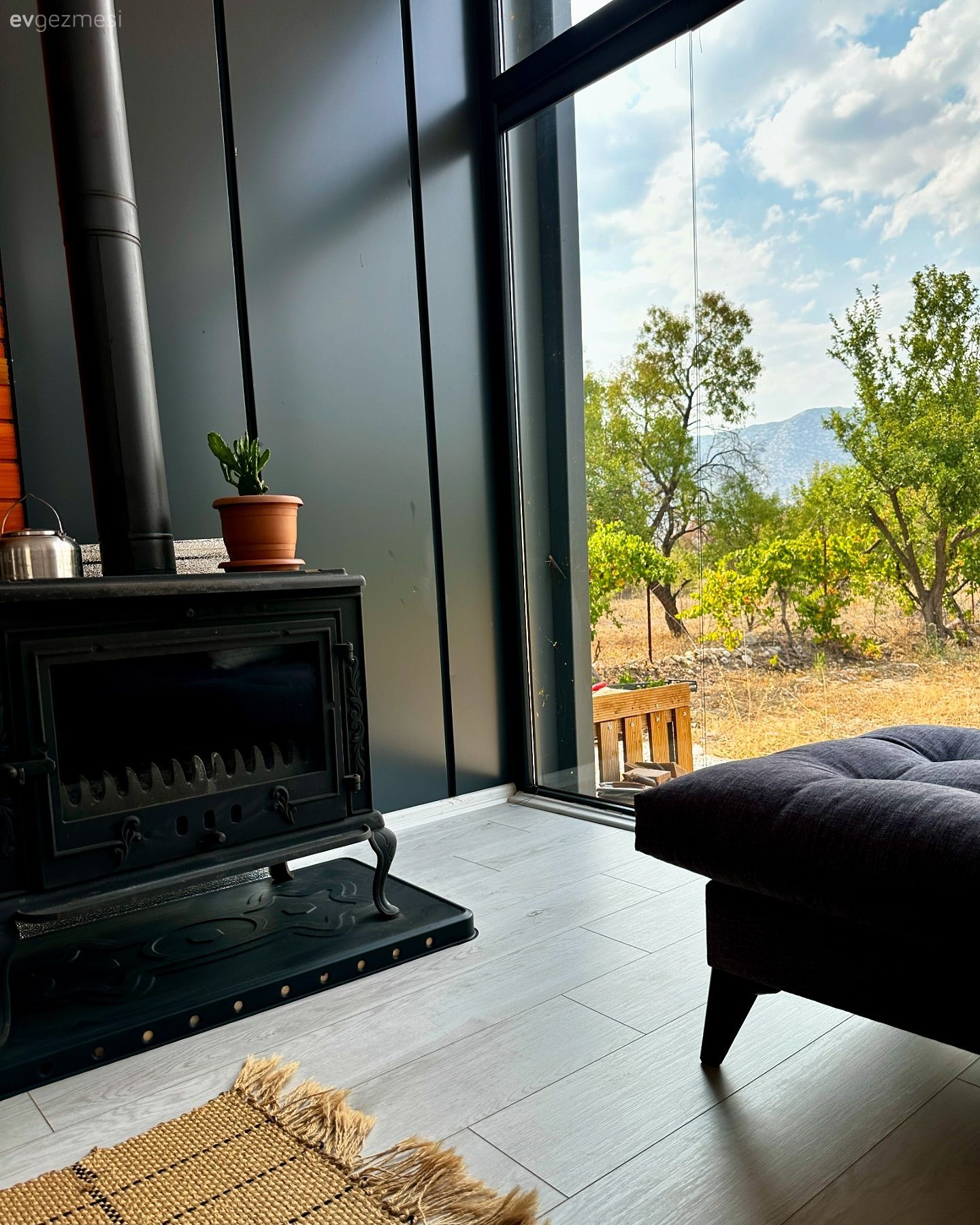 Denizli'de Samimiyet Dozu Yüksek Küçük Bir Yayla Evi!