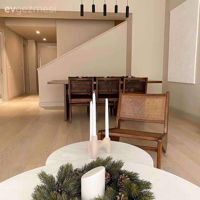 Salon, İskandinav, Kahverengi, Krem, Beyaz, Bej, Hasır sandalye, Sandalye, Yemek masası, Yuvarlak sehpa, Sehpa