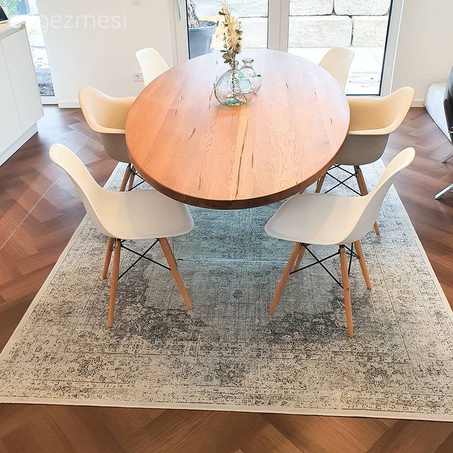 Halı, Beyaz, Bej, Vizon, Ahşap masa, Sandalye, Salon halısı, Vazo, Ev Aksesuar, Parke